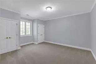4595 Peachtree Dunwoody Rd, Sandy Springs, GA 30342 - Photo 15