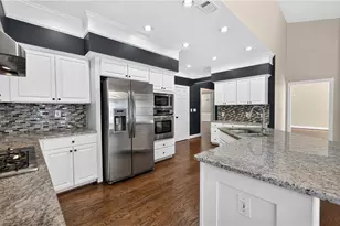 7670 Bellemont Ridge, Johns Creek, GA 30097 - Photo 11