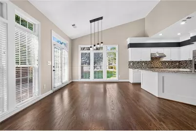 7670 Bellemont Ridge, Johns Creek, GA 30097 - Photo 17