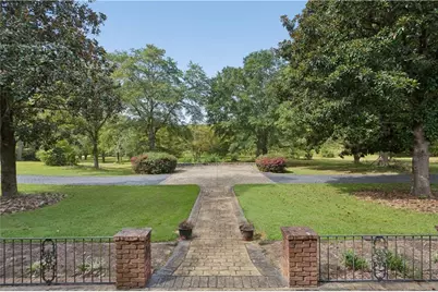 1048 W Macedonia Church Road, Oxford, GA 30054 - Photo 5