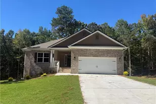 354 Blackberry Ct, Pendergrass, GA 30567 - Photo 1