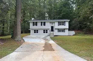 5959 Simone Dr, Stone Mountain, GA 30087 - Photo 3