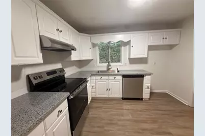 5959 Simone Drive, Stone Mountain, GA 30087 - Photo 11