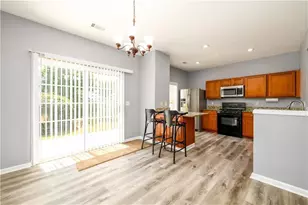 1044 Prestwyck Ct, Alpharetta, GA 30004 - Photo 9