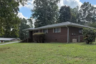 40 Summit Dr SE, Lindale, GA 30147 - Photo 3