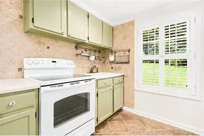 1683 Oak Ridge Circle SW, Stone Mountain, GA 30087 - Photo 31