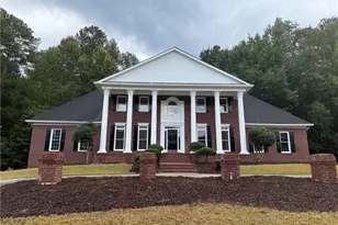 110 Emerald Lake Dr, Fayetteville, GA 30215 - Photo 1