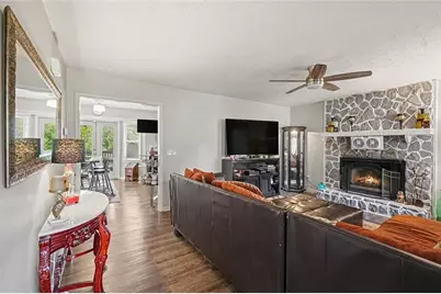 481 Don Circle SW, Marietta, GA 30064 - Photo 5