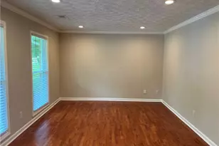 2237 Scotty Cir, Decatur, GA 30032 - Photo 5