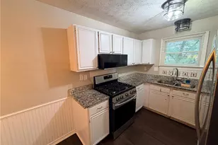 305 Birch Rill Dr, Alpharetta, GA 30022 - Photo 9