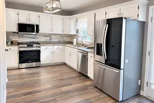 3146 Pine Top Ct SW, Lilburn, GA 30047 - Photo 7