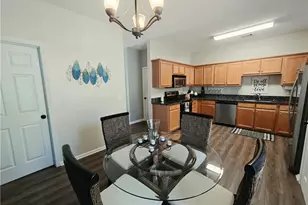 410 Rosewood Ln, Newnan, GA 30263 - Photo 3