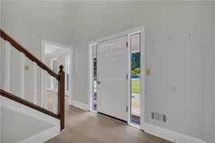 667 Michelle Ct, Lawrenceville, GA 30044 - Photo 15