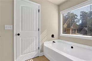 2111 Line Dr, Lawrenceville, GA 30043 - Photo 31