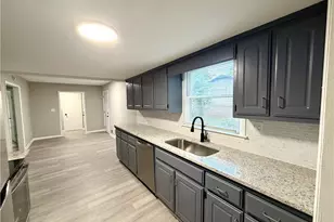 490 Tall Deer Dr, Fairburn, GA 30213 - Photo 15