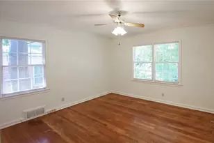 1261 Kingsley Cir NE, Atlanta, GA 30324 - Photo 11