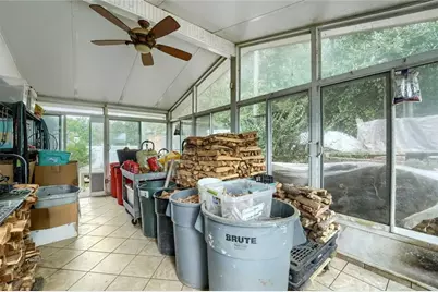 605 Sterling Oaks Drive, Lilburn, GA 30047 - Photo 25