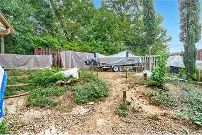 605 Sterling Oaks Drive, Lilburn, GA 30047 - Photo 27