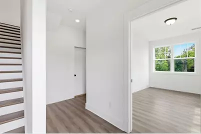 208 Mission Way, Atlanta, GA 30315 - Photo 5
