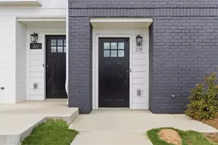 208 Mission Wy, Atlanta, GA 30315 - Photo 3