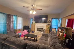 1423 Metropolitan Pkwy, Atlanta, GA 30310 - Photo 3