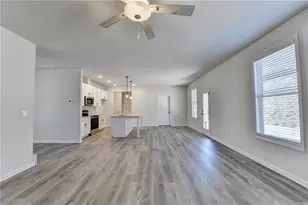 696 Rodeo Dr, Auburn, GA 30011 - Photo 7