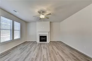 696 Rodeo Dr, Auburn, GA 30011 - Photo 5