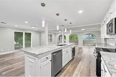 2298 E Lake Drive NE, Conyers, GA 30012 - Photo 29