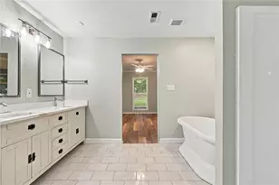 2298 E Lake Dr NE, Conyers, GA 30012 - Photo 41