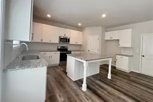 325 Rodeo Dr, Auburn, GA 30011 - Photo 13