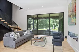 610 Club Ln SE, Marietta, GA 30067 - Photo 3