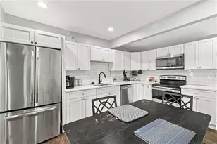 1677 M L King Jr Dr SW, Atlanta, GA 30314 - Photo 9