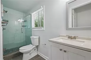 1367 Kenilworth Dr SW, Atlanta, GA 30310 - Photo 19
