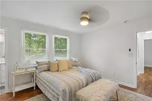 1367 Kenilworth Dr SW, Atlanta, GA 30310 - Photo 17