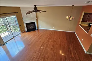 1367 Thornborough Dr, Alpharetta, GA 30004 - Photo 5