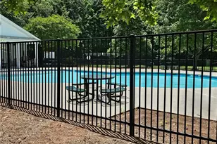 1367 Thornborough Dr, Alpharetta, GA 30004 - Photo 31