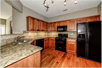 4976 Berkeley Oak Drive, Peachtree Corners, GA 30092 - Photo 9