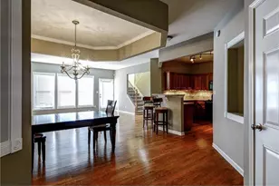 4976 Berkeley Oak Dr, Peachtree Corners, GA 30092 - Photo 3
