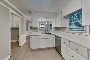 523 Cherokee Mills Dr, Woodstock, GA 30189 - Photo 5