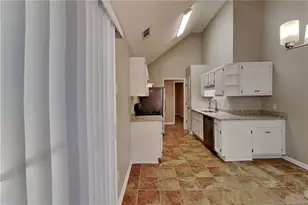 320 Jamaica Cove SW, Marietta, GA 30008 - Photo 5
