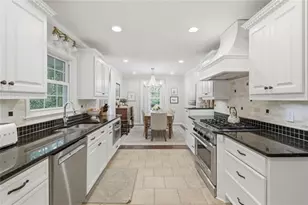 1535 Berkeley Ln NE, Atlanta, GA 30329 - Photo 9
