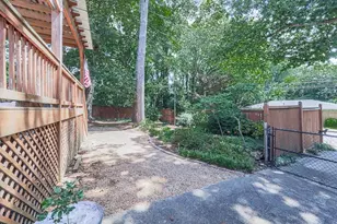 1043 Oakdale Dr SE, Smyrna, GA 30080 - Photo 29
