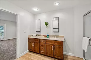 805 Holmes St NW, Atlanta, GA 30318 - Photo 11