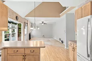 305 Deer Cliff Cove, Lawrenceville, GA 30043 - Photo 25