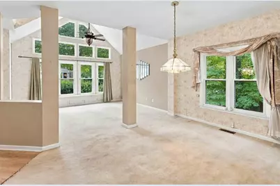 305 Deer Cliff Cove, Lawrenceville, GA 30043 - Photo 19