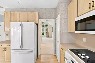 305 Deer Cliff Cove, Lawrenceville, GA 30043 - Photo 23