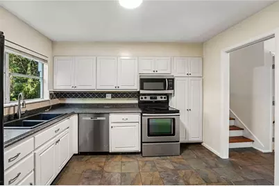 1655 Mohawk Place SE, Smyrna, GA 30080 - Photo 9
