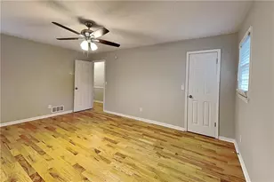 316 Pioneer Cir, Woodstock, GA 30188 - Photo 7