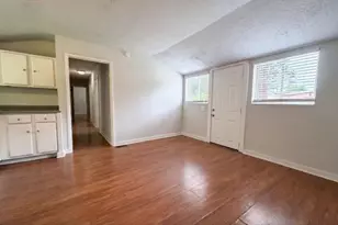 1396 Pine Dr, Atlanta, GA 30349 - Photo 3