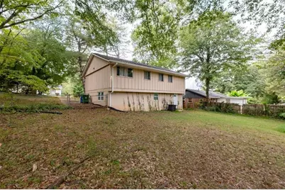 1464 Colony East Circle, Stone Mountain, GA 30083 - Photo 29